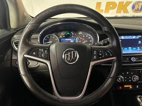 Used 2020 Buick Encore Preferred FWD image 16