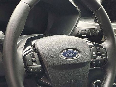 Used 2023 Ford Escape Active AWD/4WD image 12
