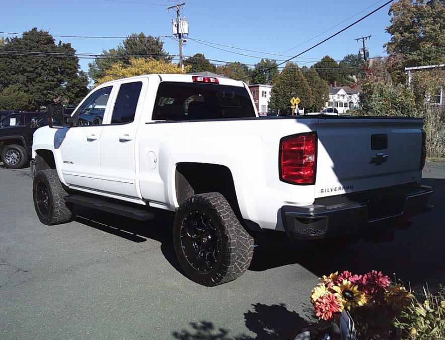 Used 2019 Chevrolet Silverado 2500 LT w/ LT Convenience Package AWD/4WD image 3