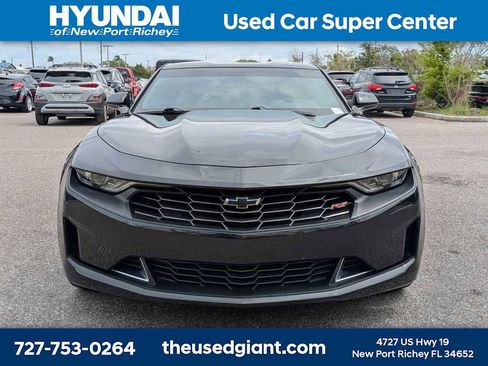 Used 2019 Chevrolet Camaro LT w/ RS Package image 8