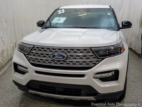 Used 2023 Ford Explorer Limited w/ Equipment Group 301A image 5