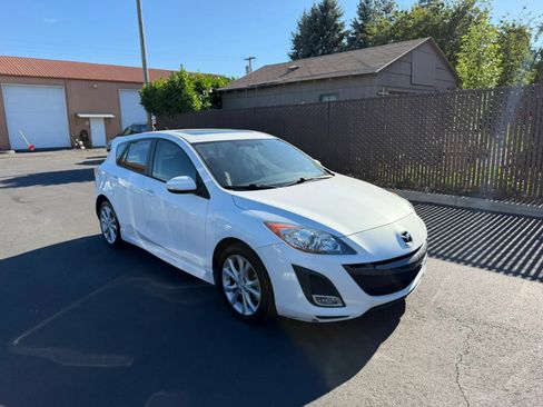 Used 2010 MAZDA MAZDA3 s Sport FWD image 3