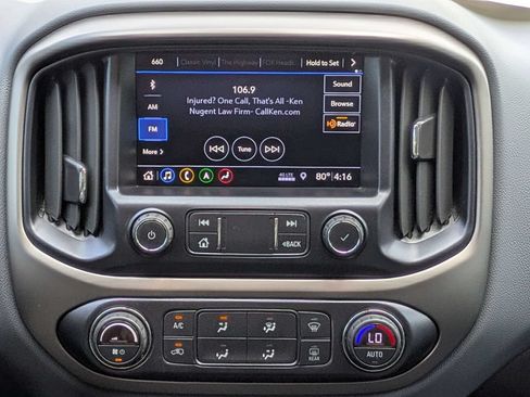 Used 2021 Chevrolet Colorado Z71 w/ Z71 Midnight Edition AWD/4WD image 17