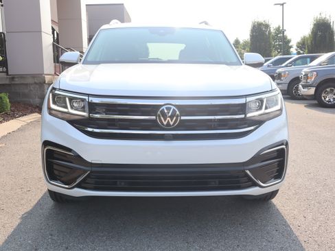 Used 2023 Volkswagen Atlas SEL Premium AWD/4WD image 4