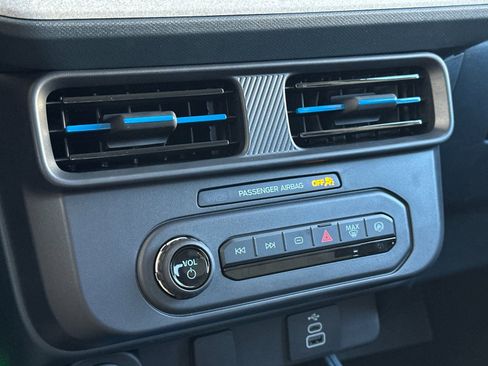 Used 2025 Ford Maverick XLT w/ Equipment Group 301A image 20