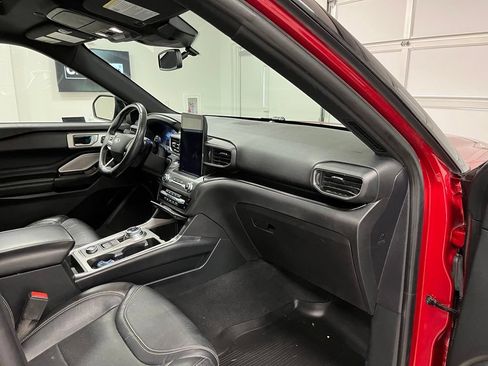 Used 2020 Ford Explorer ST w/ ST Street Pack AWD/4WD image 59