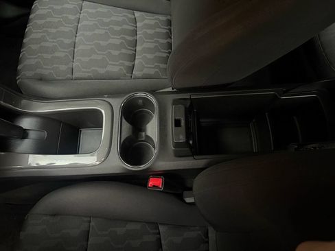 Used 2015 Chevrolet Volt FWD image 36