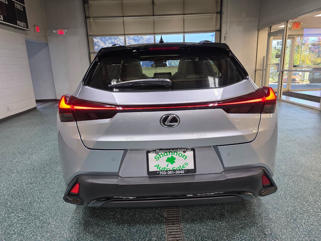 Used 2024 Lexus UX 250h F Sport FWD image 8