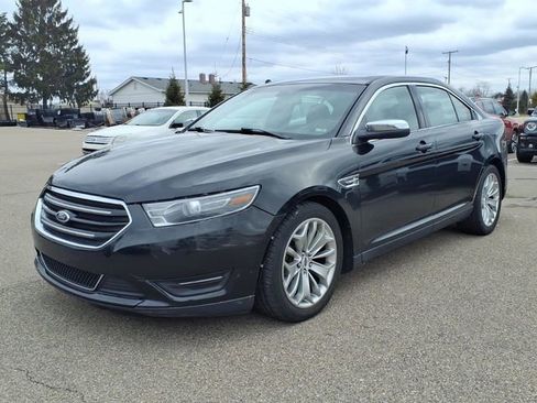 Used 2015 Ford Taurus Limited image 1
