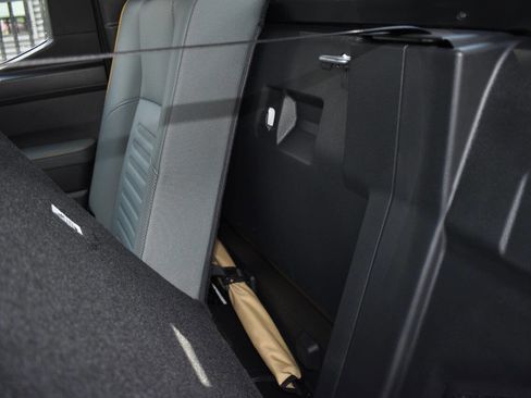 Used 2024 Toyota Tacoma Trailhunter HV 4x4 4dr Double image 94