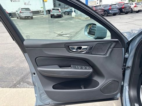 Certified 2023 Volvo XC60 B5 Plus AWD/4WD image 16