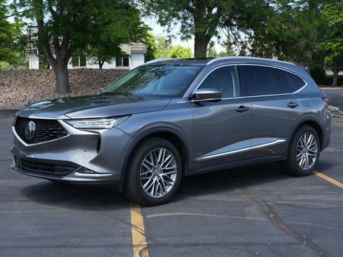 Used 2022 Acura MDX SH-AWD w/ Advance Package image 2