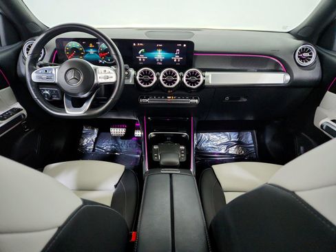 Certified 2022 Mercedes-Benz GLB 250 image 18