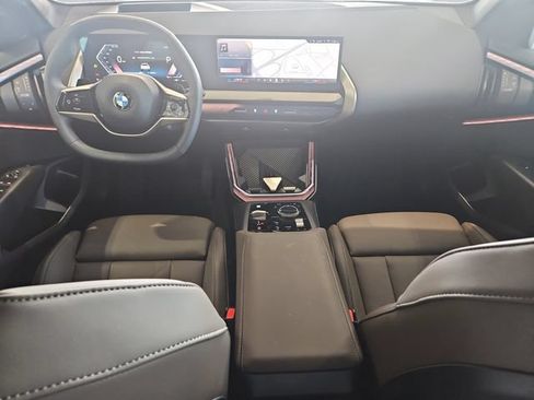 Used 2025 BMW X3 xDrive30i AWD/4WD image 10