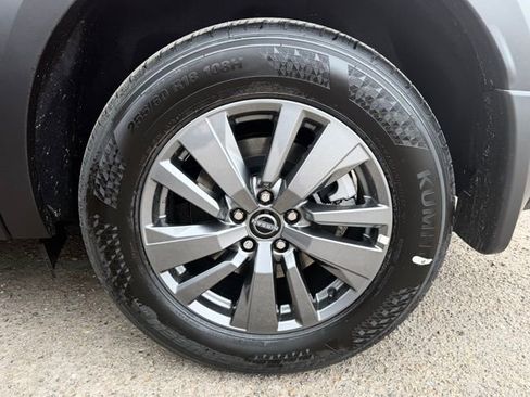 New 2026 Nissan Pathfinder SV image 34