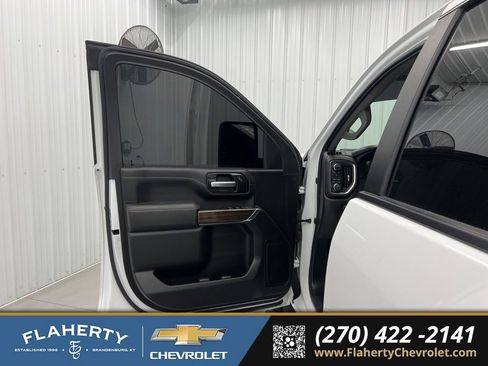 Used 2021 Chevrolet Silverado 2500 LT w/ All Star Edition AWD/4WD image 8