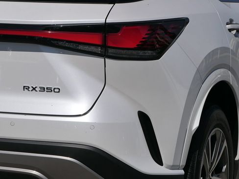 Used 2024 Lexus RX 350 Premium FWD image 4