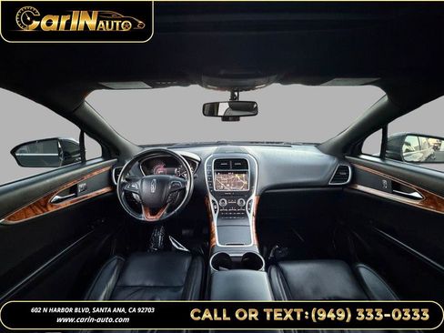 Used 2016 Lincoln MKX Reserve w/ Cargo Accessories Package image 16