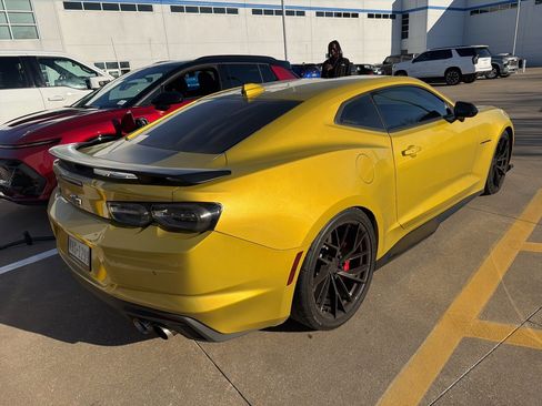 Used 2024 Chevrolet Camaro SS image 10