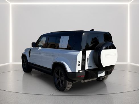 Used 2026 Land Rover Defender 110 S AWD/4WD image 6