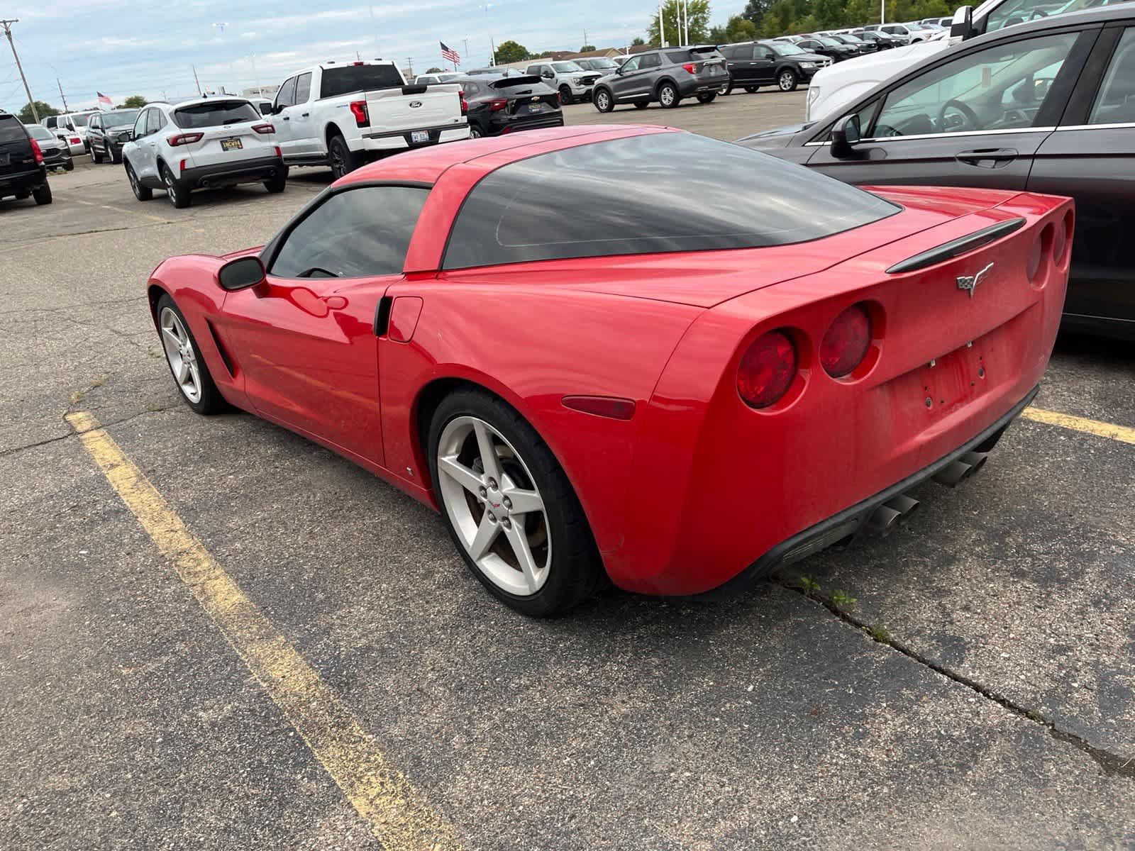 Used 2006 Chevrolet Corvette Coupe w/ Preferred Equipment Group RWD image 12