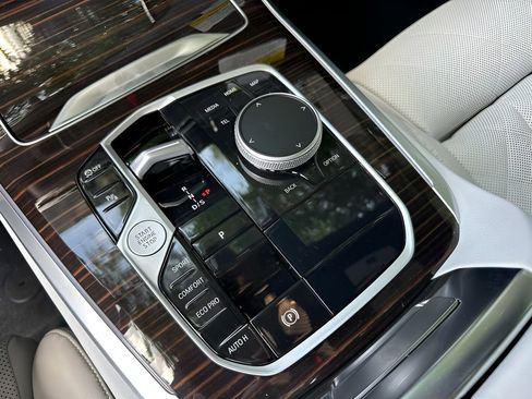 New 2026 BMW X5 sDrive40i w/ Premium Package RWD image 18