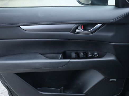 Used 2017 MAZDA CX-5 Touring w/ Preferred Equipment Package image 23