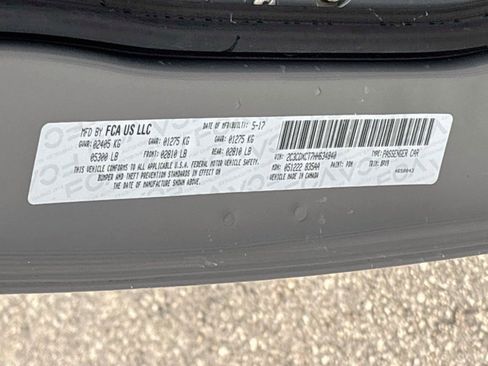 Used 2017 Dodge Charger R/T RWD image 29