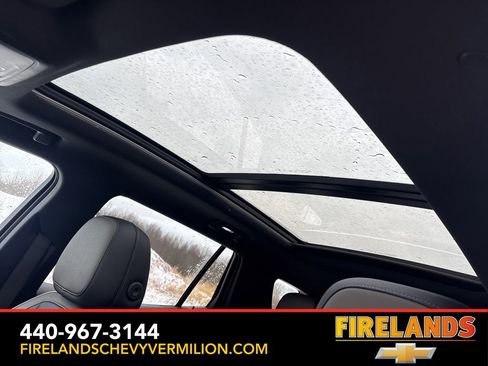 New 2026 Chevrolet Equinox LT w/ Convenience Package II image 3