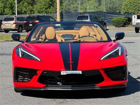 Used 2022 Chevrolet Corvette Stingray Premium Conv w/ Z51 Performance Package RWD image 2