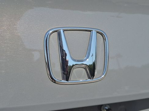 Certified 2025 Honda Civic Sport image 29