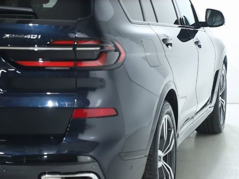 Certified 2025 BMW X7 xDrive40i w/ M Sport Package image 49