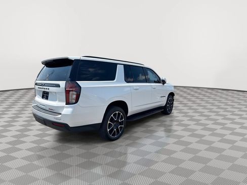 Used 2024 Chevrolet Suburban RST w/ Luxury Package AWD/4WD image 11