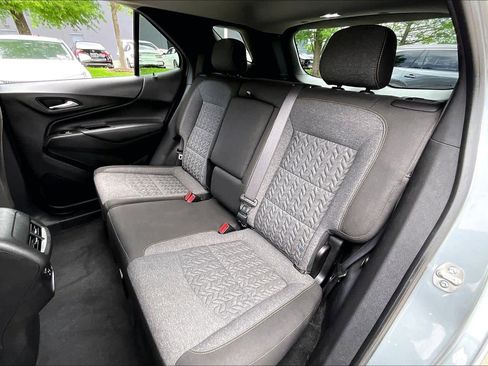 Used 2023 Chevrolet Equinox LT FWD image 19