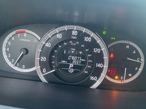 Used 2017 Honda Accord EX-L image 9