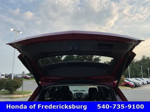 Used 2018 Chevrolet Equinox LT AWD/4WD image 17