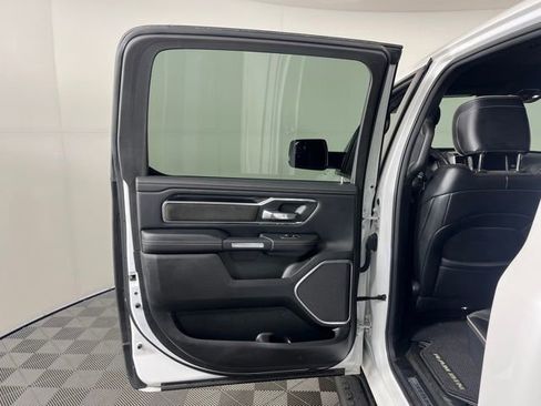 Used 2022 RAM 1500 Laramie AWD/4WD image 34