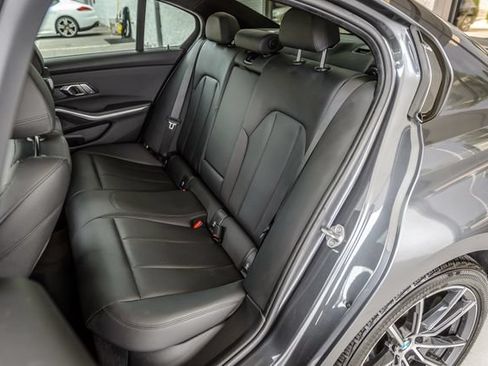 Used 2019 BMW 330i Sedan w/ Premium Package RWD image 18