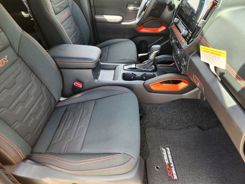 New 2025 Nissan Frontier PRO-4X image 13