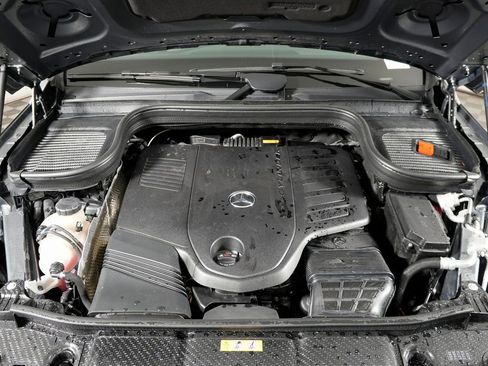 Certified 2025 Mercedes-Benz GLE 450 GLE 450 image 38