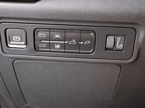 New 2025 GMC Hummer EV 2X w/ LPO, Sport Package image 35