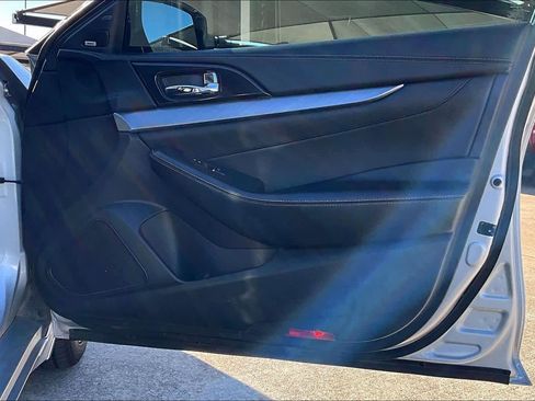 Used 2017 Nissan Maxima 3.5 SL image 26