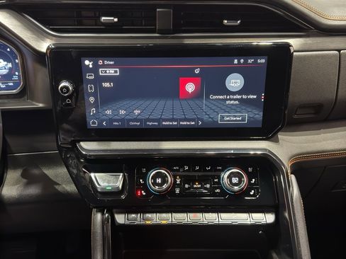 Used 2024 GMC Sierra 1500 AT4 w/ Technology Package image 33