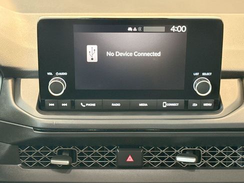 Used 2023 Honda Accord EX image 12