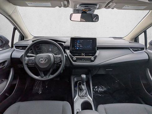 Used 2024 Toyota Corolla LE FWD image 18