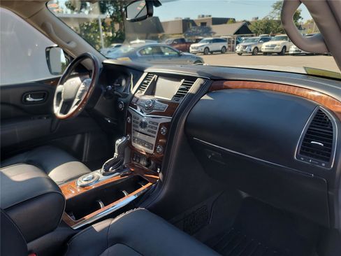 Used 2019 INFINITI QX80 Luxe w/ 22" Wheel Package image 30