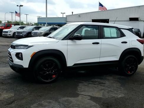 Used 2023 Chevrolet TrailBlazer LS AWD/4WD image 5