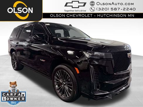 Used 2024 Cadillac Escalade V w/ Heavy-Duty Trailer Package image 3