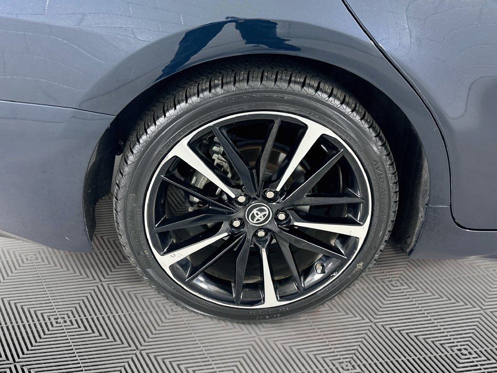 Used 2018 Toyota Camry XSE w/ Driver Assist Package FWD image 30