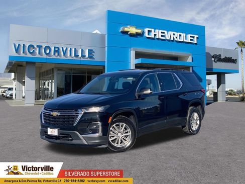 Certified 2023 Chevrolet Traverse LT AWD/4WD image 1